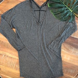 Beyond Yoga Bias Black/Grey Stripe Top